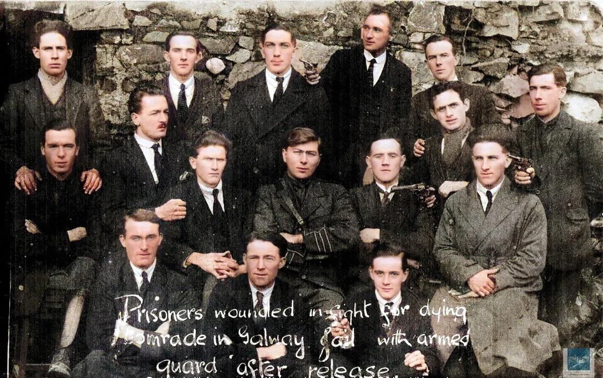 Released prisoners photographed at Galway gaol, published in the Connacht Tribune on 21 January 1922.